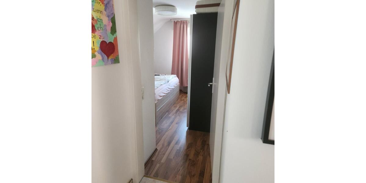 Dachgeschoßwohnung Remseck am Neckar - 2.5 Zimmer, 58 m&sup2;, 270.000&euro; | Angebot:26311472