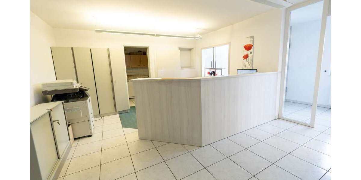 Büro in Freiberg am Neckar 1.430 € 108 m² zimmer