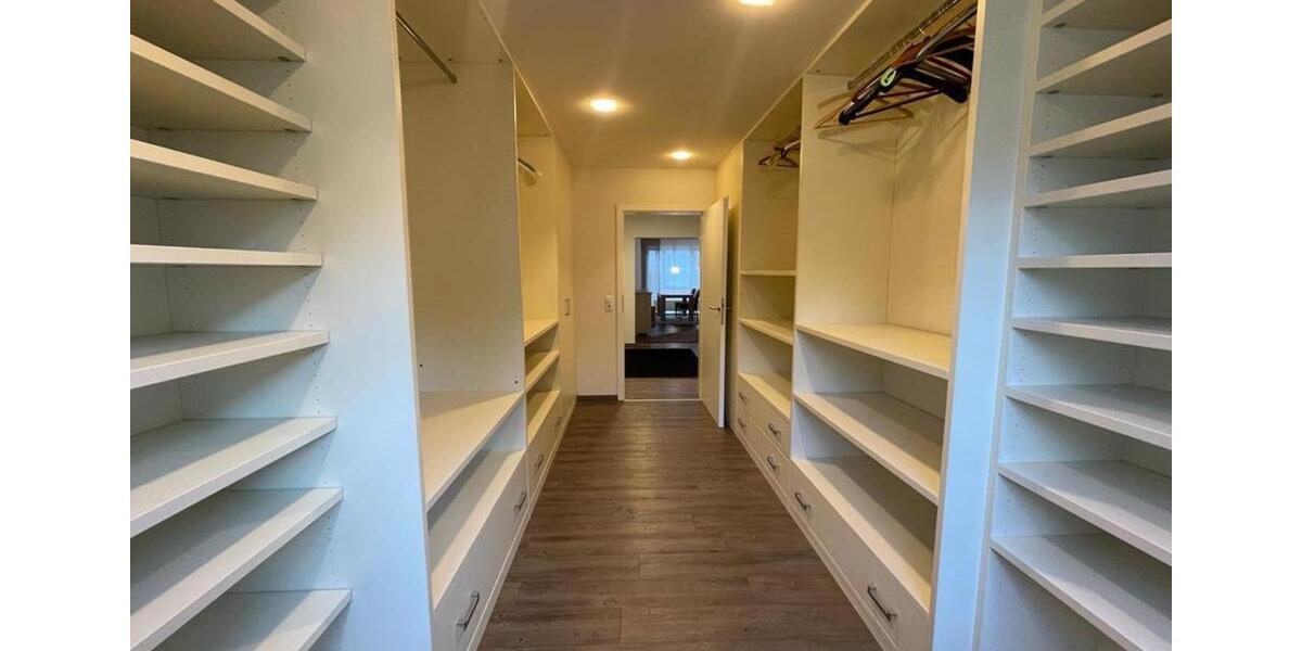 Erdgeschoßwohnung Filderstadt - 4 Zimmer, 117 m&sup2;, 2.100&euro; | Angebot:24573517