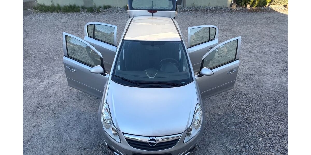 Opel Corsa 99.710 km 3.890 &euro; Böblingen 71032
