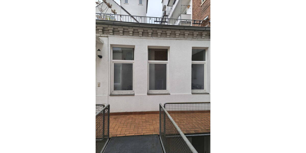 Etagenwohnung Stuttgart Süd - 2 Zimmer, 42 m&sup2;, 275.000&euro; | Angebot:26080177
