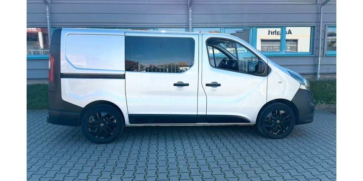 Opel Vivaro 100.000 km 13.299 € Fellbach bei Stuttgart 70736
