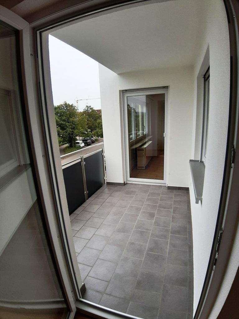 Großzügige 3 Zimmer-Wohnung in energetisch saniertem 3-Familien-Haus! 3 zimmer