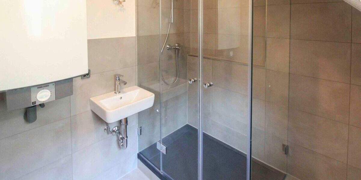 Einfamilienhaus Bietigheim-Bissingen Bissingen - 7 Zimmer, 260 m&sup2;, 749.000&euro; | Angebot:25177446