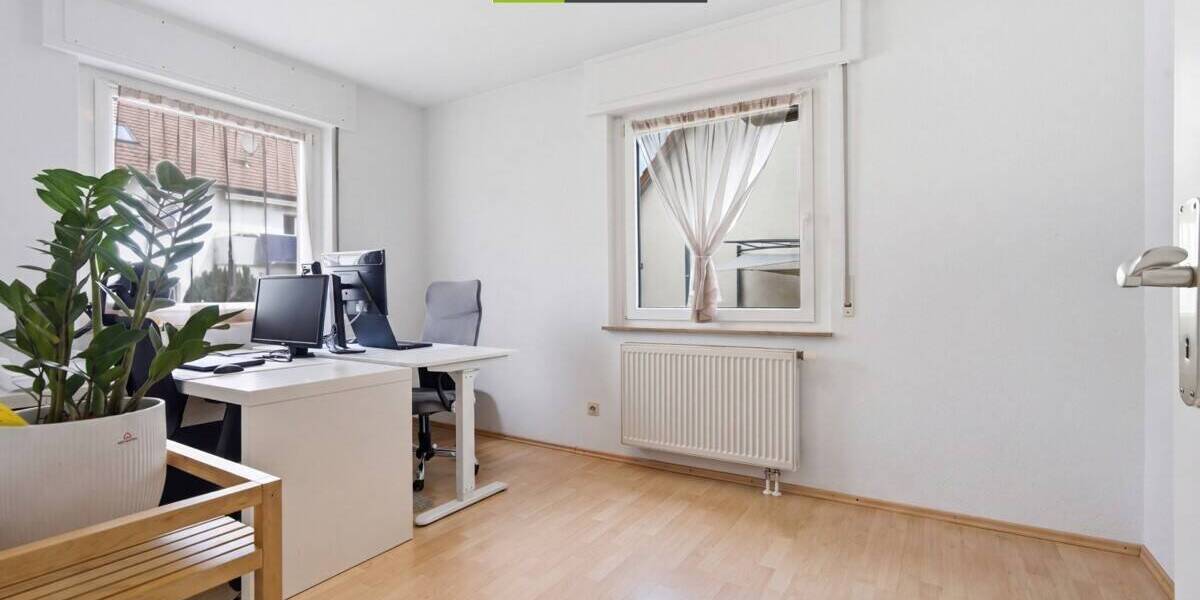 Mehrfamilienhaus, Wohnhaus Ostfildern / Scharnhausen Scharnhausen - 6 Zimmer, 160 m&sup2;, 698.000&euro; | Angebot:26723202