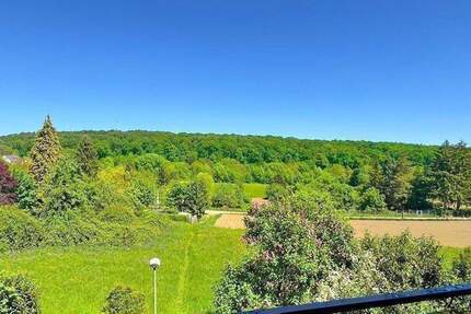 Stuttgart-Hoffeld: Herrlicher unverbaubarer Blick ins Ramstal - 1 Familienhaus mit Garten & Garage - gepflegte, ruhige WohnlageP 5 zimmer