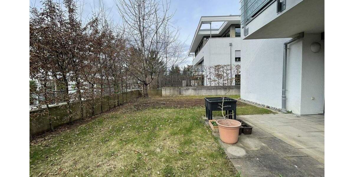 Etagenwohnung Ludwigsburg / Oßweil Oßweil - 3 Zimmer, 86 m&sup2;, 1.390&euro; | Angebot:25567805