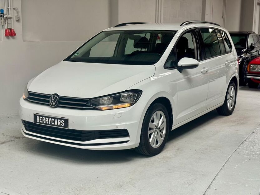 VW Touran 128.000 km 19.990 € Nufringen 71154