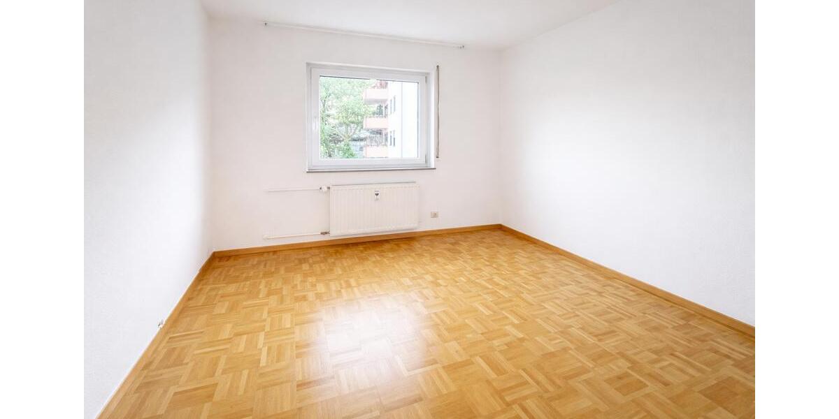 Etagenwohnung Stuttgart Sillenbuch - 3 Zimmer, 77 m&sup2;, 1.000&euro; | Angebot:26560249