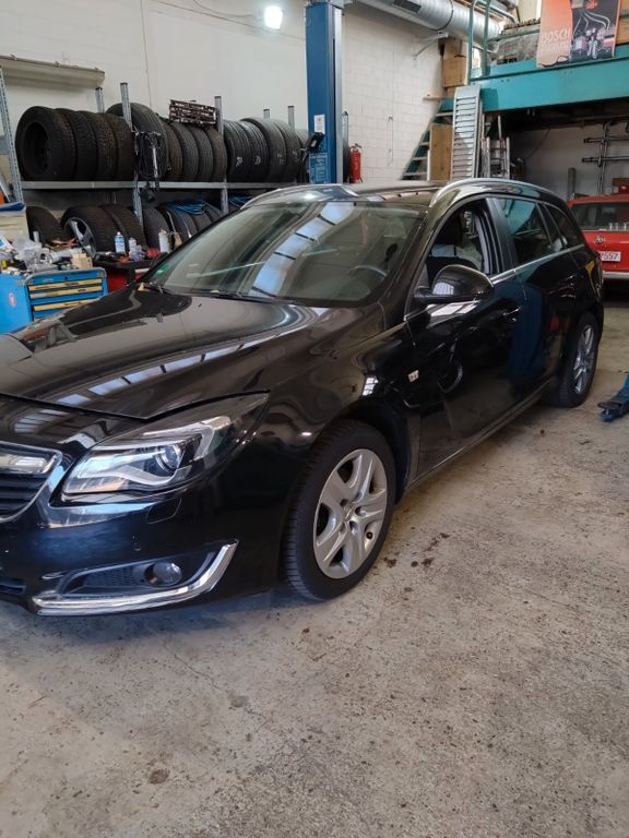 Opel Insignia 71.000 km 13.900 € Kirchheim 73230