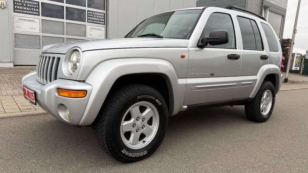 Jeep Cherokee 150.000 km 7.990 € Grafenau 71120