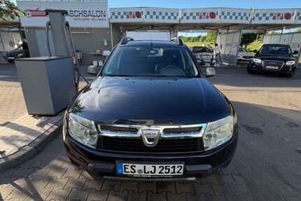 Dacia Duster 220.000 km 2.800 &euro; Ostfildern 73760