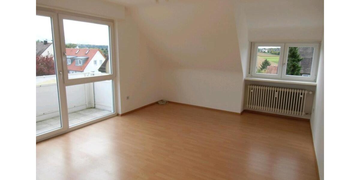 Dachgeschoßwohnung Stuttgart Neuwirtshaus - 3 Zimmer, 67 m&sup2;, 800&euro; | Angebot:26320176