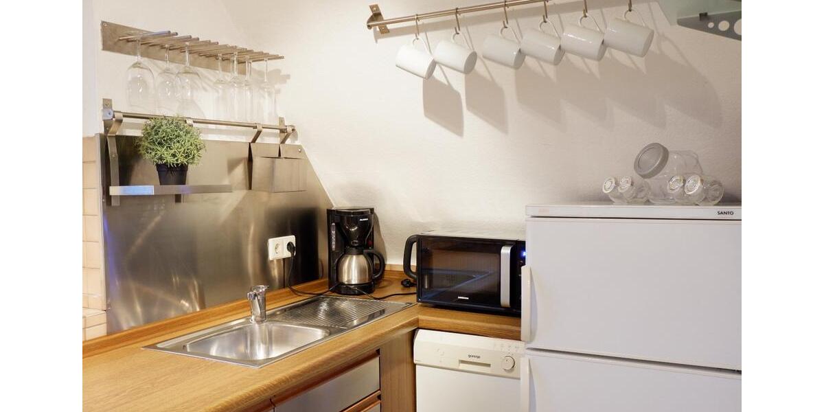 Dachgeschoßwohnung Stuttgart Zuffenhausen - 1.5 Zimmer, 42 m&sup2;, 810&euro; | Angebot:25421014