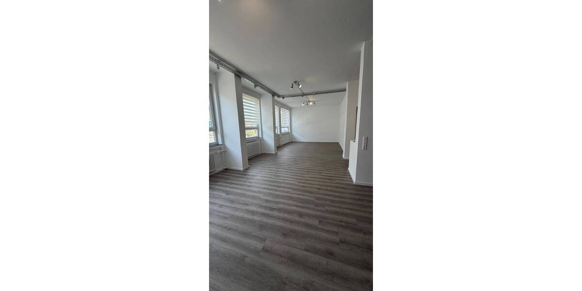 Gewerbeobjekt Stuttgart Ost - 3 Zimmer, 1.800&euro; | Angebot:26472847