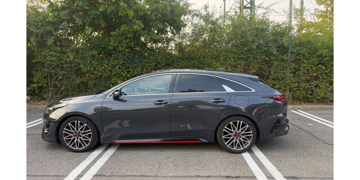 Kia pro ceed / ProCeed 36.400 km 28.680 &euro; Renningen 71272