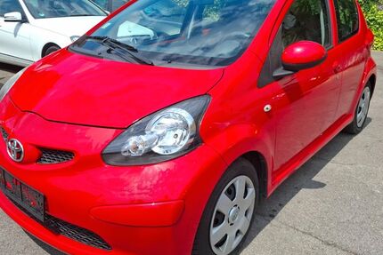 Toyota Aygo (X) 89.000 km 2.999 &euro; Stuttgart 70195