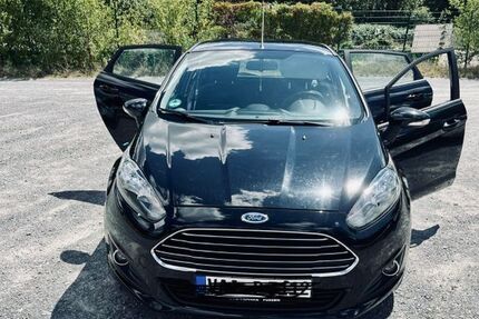 Ford Fiesta 86.000 km 6.100 &euro; Vaihingen 71665