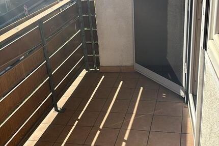 Wohnung Stuttgart Luginsland - 3 Zimmer, 58 m&sup2;, 1.300&euro; | Angebot:26385525