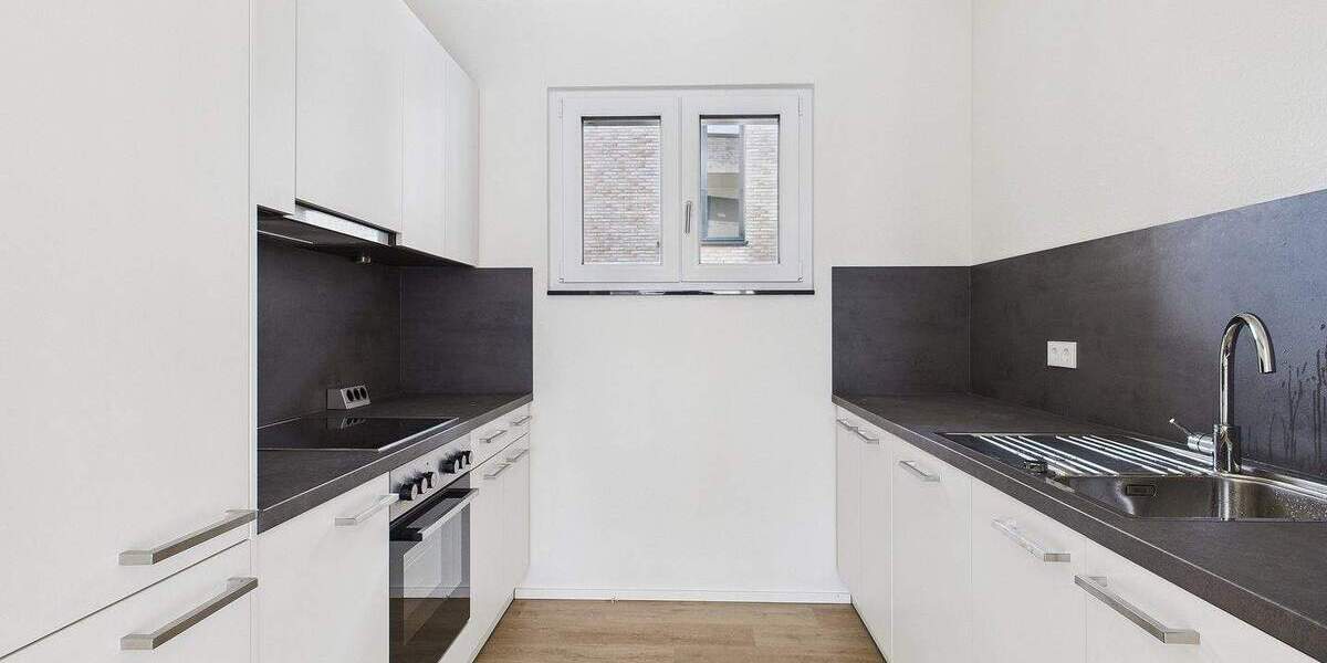 Etagenwohnung Sindelfingen Ost - 2 Zimmer, 71 m&sup2;, 1.330&euro; | Angebot:25797655