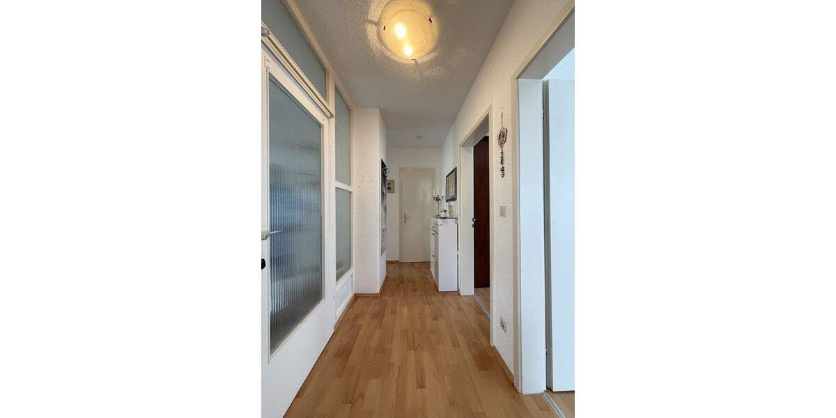 Zweifamilienhaus in Ludwigsburg-Neckarweihingen 6 zimmer