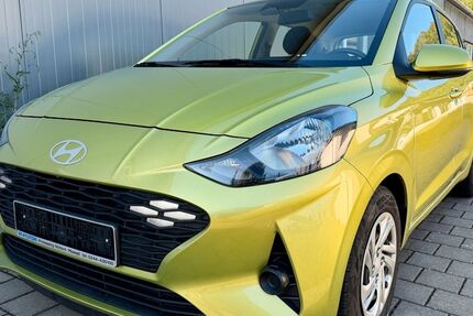 Hyundai i10 5.570 km 15.480 &euro; Filderstadt 70794
