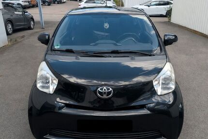 Toyota IQ 111.900 km 3.549 &euro; Wiernsheim 75446