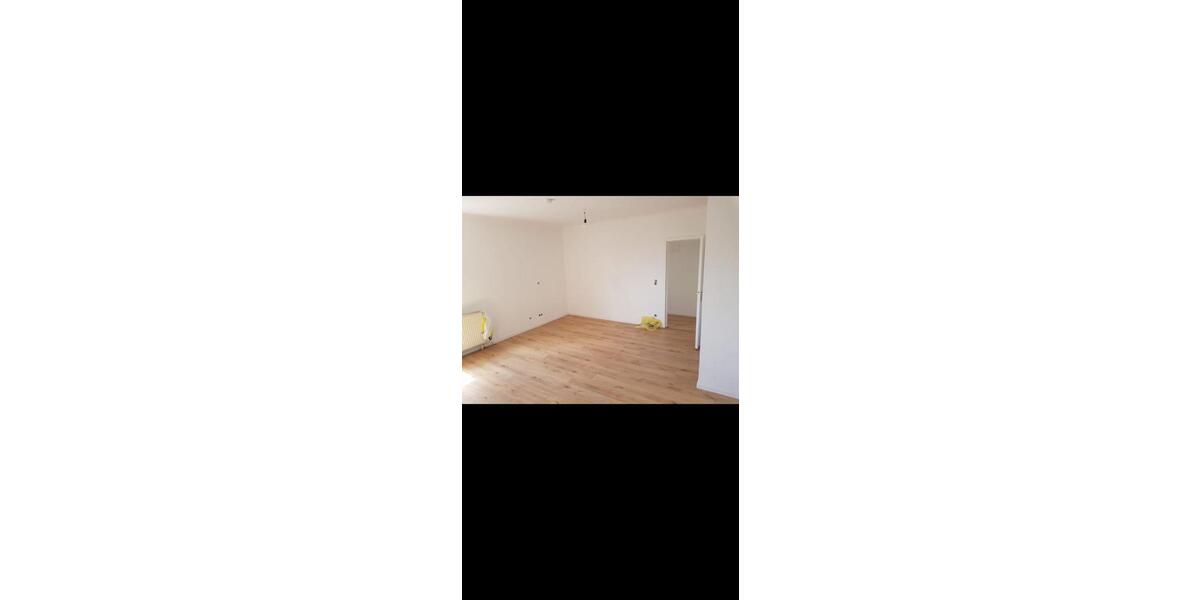 Dachgeschoßwohnung Esslingen am Neckar - 3 Zimmer, 67 m&sup2;, 1.050&euro; | Angebot:26337366