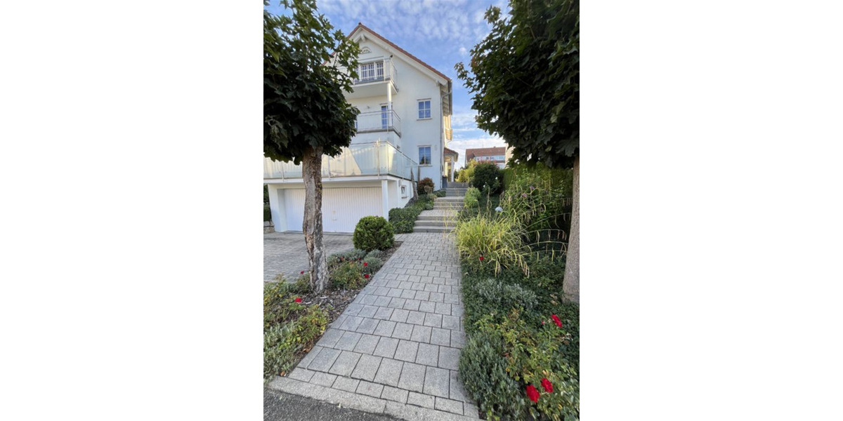 Einfamilienhaus Filderstadt - 6 Zimmer, 250 m&sup2;, 1.150.000&euro; | Angebot:26577867