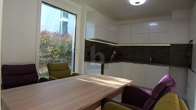 NEUWERTIG, EFFIZIENT, MODERN, MÖBLIERT - MIT GARTEN - Erdgeschoßwohnung Stuttgart Birkach Birkach | Angebot:26270528