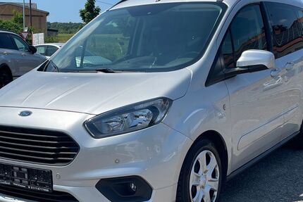 Ford Tourneo Courier 111.000 km 9.400 € Hildrizhausen 71157