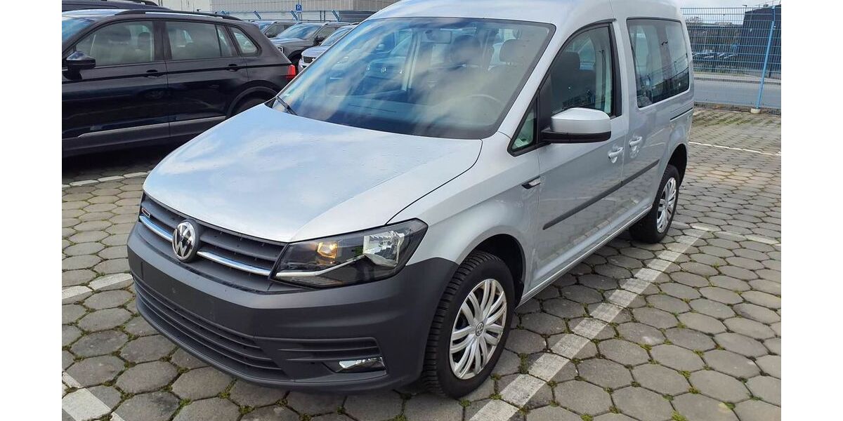 VW Caddy 89.000 km 22.450 &euro; Neckartenzlingen bei Stuttgart 72654
