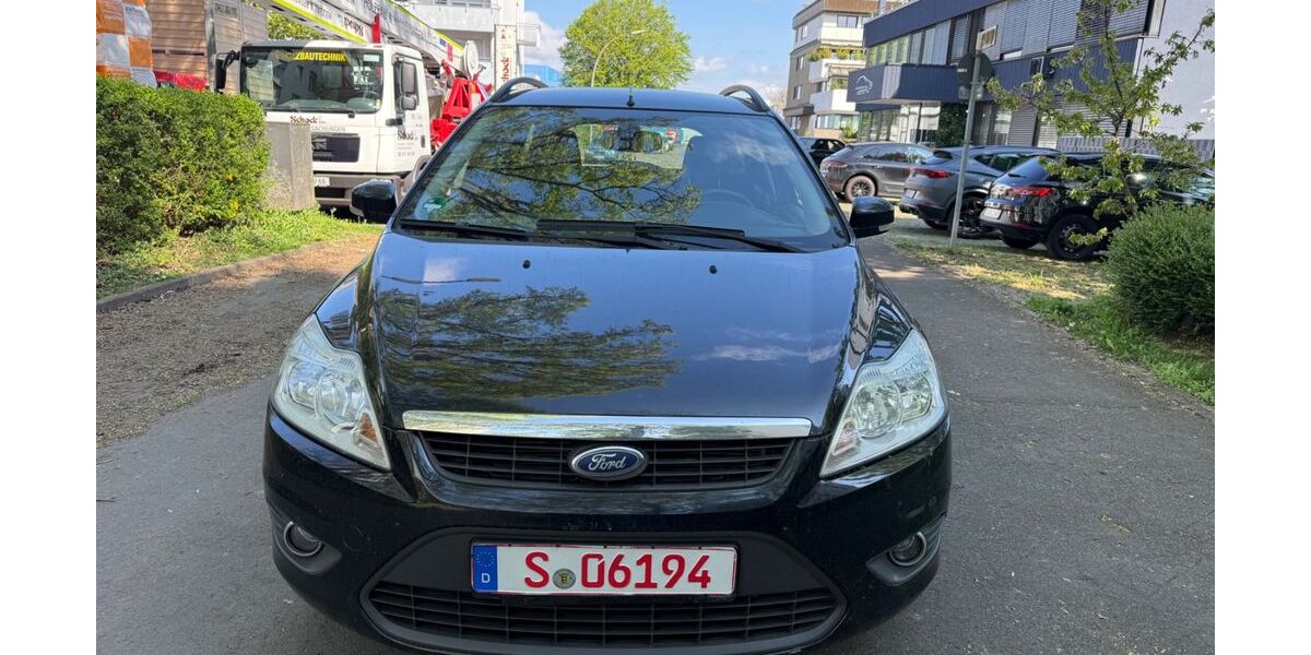 Ford Focus 192.000 km 1.299 &euro; Fellbach 70736