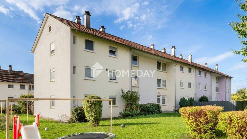 Gepflegte Wohnung mit sonnigem Balkon und Garage in familienfreundlicher Lage in Backnang