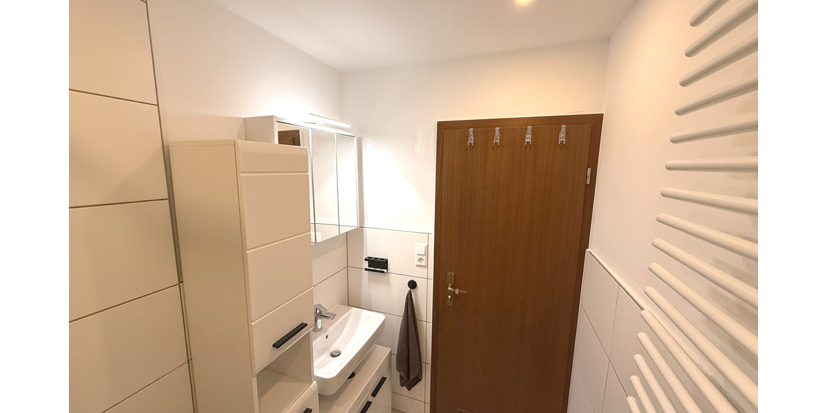 Modernisiert und sofort verfügbar – 3-Zimmer-Wohnung in Stuttgart-Bad Cannstatt - 3- Stuttgart Bad Cannstatt Bad Cannstatt | Angebot:27339277