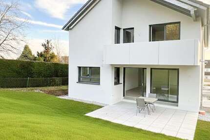 Haus Esslingen am Neckar Brühl - 4.5 Zimmer, 151 m&sup2;, 2.950&euro; | Angebot:24871591