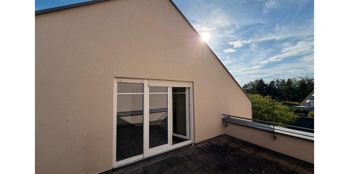 Dachgeschoßwohnung Sindelfingen Darmsheim - 3 Zimmer, 78 m&sup2;, 300.000&euro; | Angebot:26987220