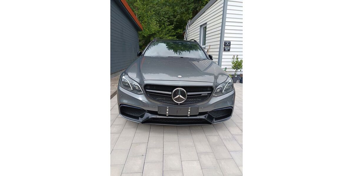 Mercedes-Benz E 63 AMG 131.000 km 31.500 &euro; Reichenbach/Fils 73262