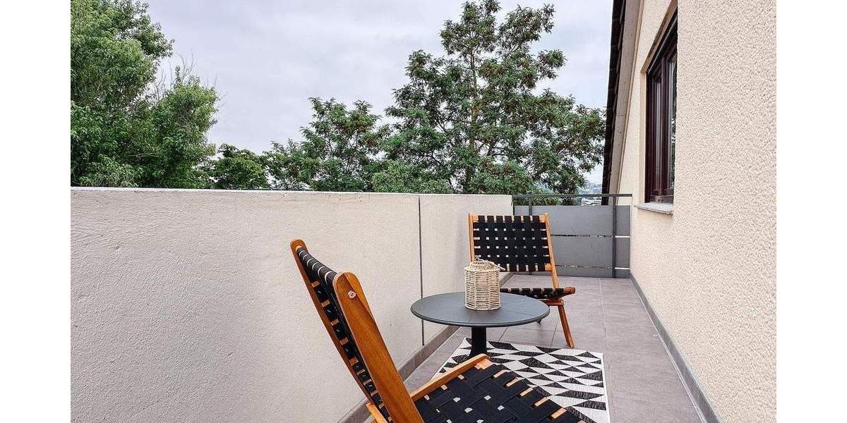 Etagenwohnung Leonberg - 3 Zimmer, 81 m&sup2;, 300.000&euro; | Angebot:25143552