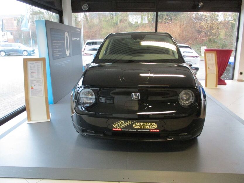 Honda e 5 km 33.990 € Stuttgart 70599