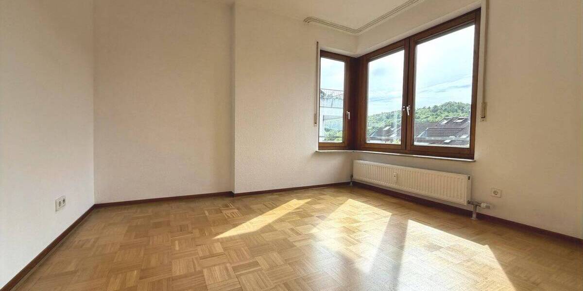 Etagenwohnung Leonberg Ramtel - 4 Zimmer, 98 m&sup2;, 357.000&euro; | Angebot:26488750