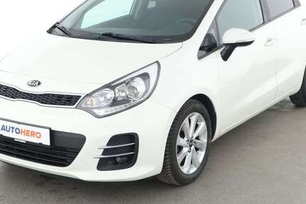 Kia Rio 106.210 km 10.940 € Stuttgart 70195