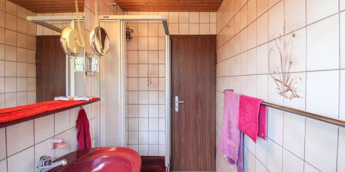 Einfamilienhaus Stuttgart Rot - 6 Zimmer, 450.000&euro; | Angebot:24858609