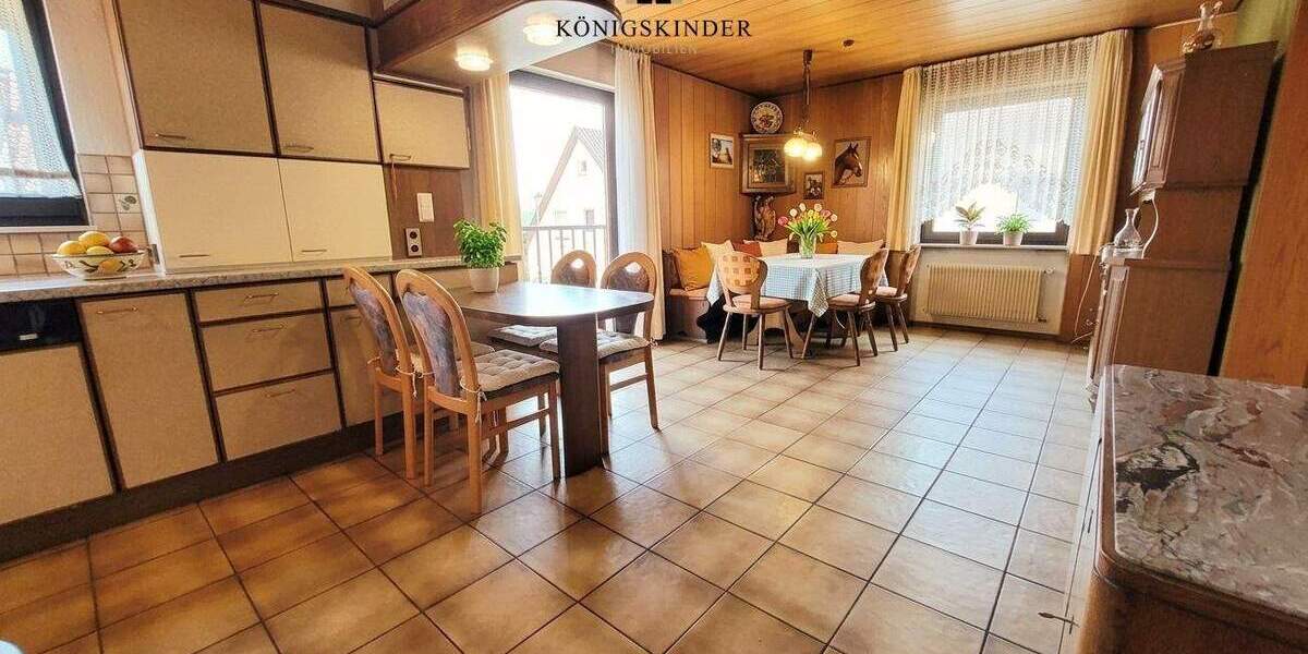 Etagenwohnung Köngen - 5 Zimmer, 144 m&sup2;, 449.000&euro; | Angebot:25862683
