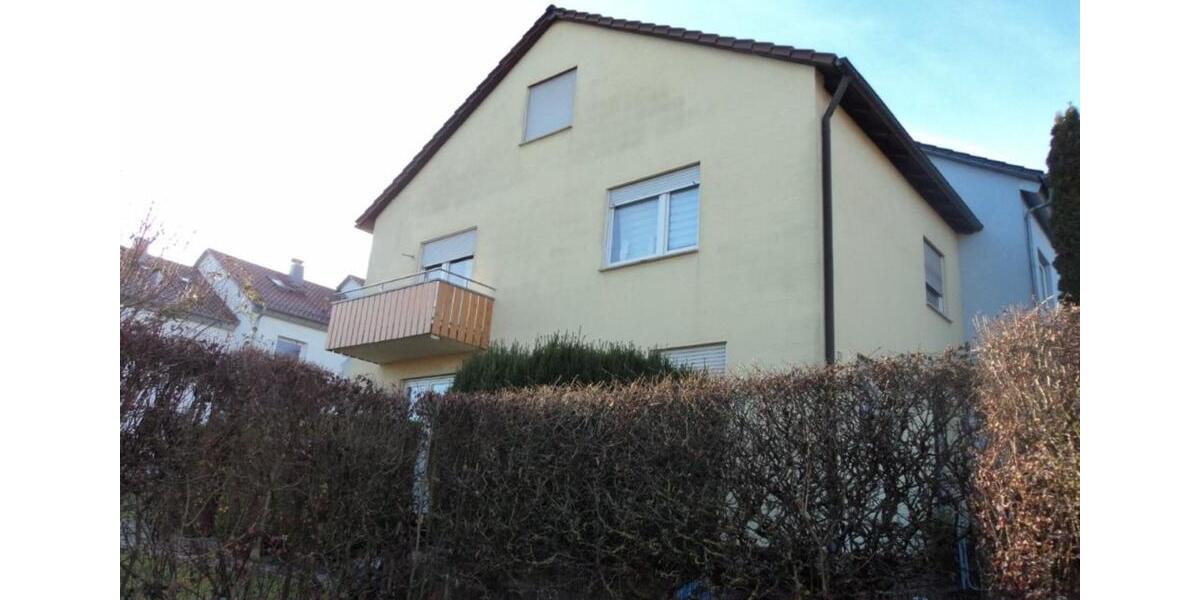 Reihenhaus Stuttgart Zuffenhausen - 6 Zimmer, 155 m&sup2;, 699.000&euro; | Angebot:24627883