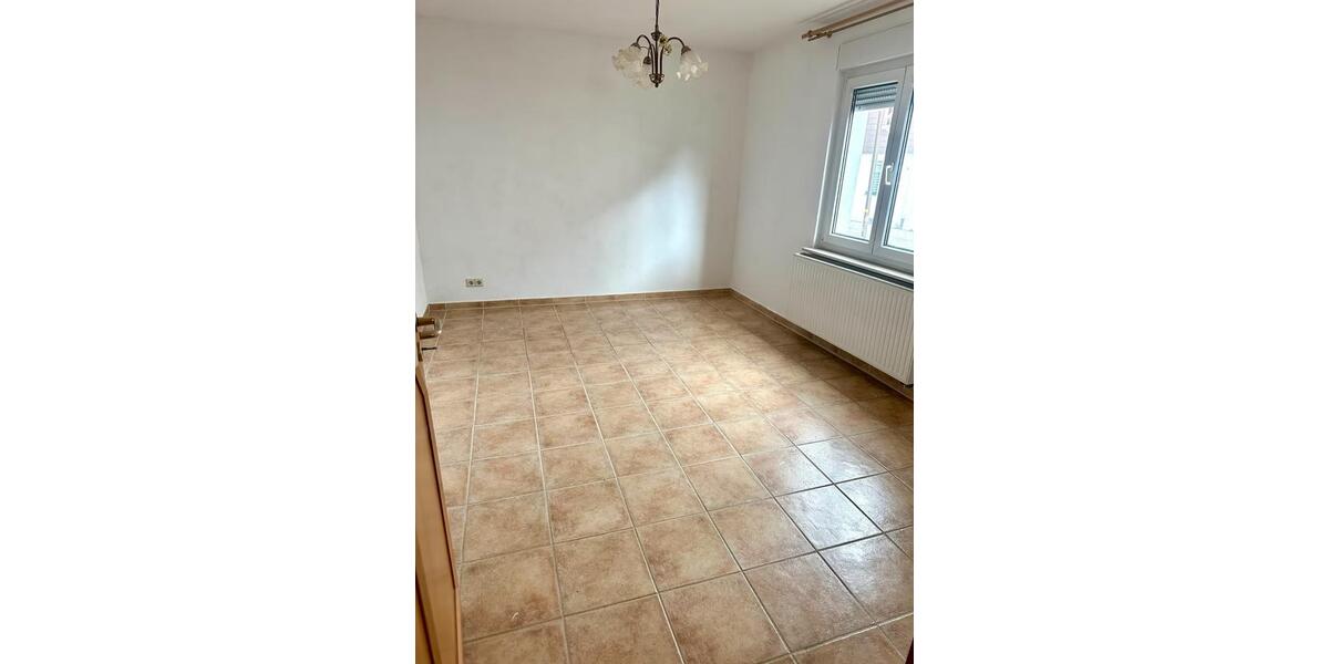 Erdgeschoßwohnung Kornwestheim - 3 Zimmer, 74 m&sup2;, 1.300&euro; | Angebot:26147818