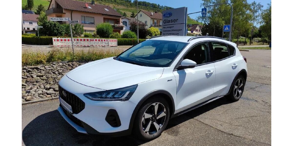 Ford Focus 29.000 km 17.990 &euro; Illingen - Schützingen 75428