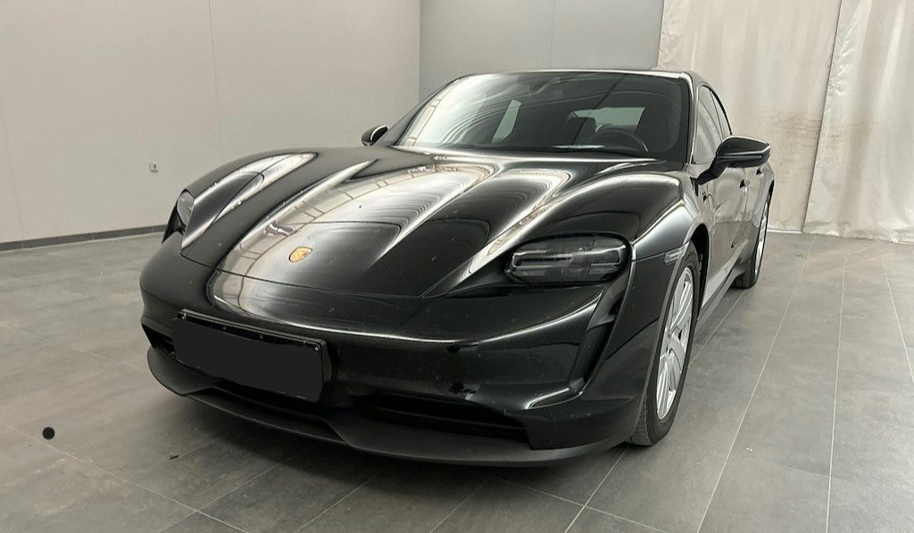 Porsche Taycan 85.900 km 49.980 € TÜBINGEN 72072
