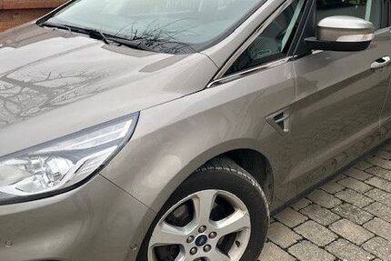 Ford S-Max 160.000 km 11.200 &euro; Stuttgart 70599