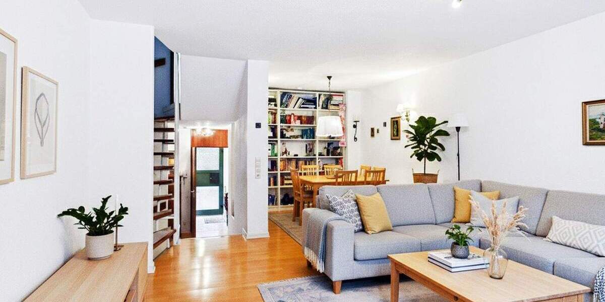 Reihenmittelhaus Stuttgart Stammheim - 5 Zimmer, 127 m&sup2;, 548.000&euro; | Angebot:25669368